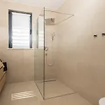 Villa Infinity Gem
