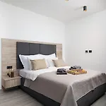 Villa Infinity Gem *